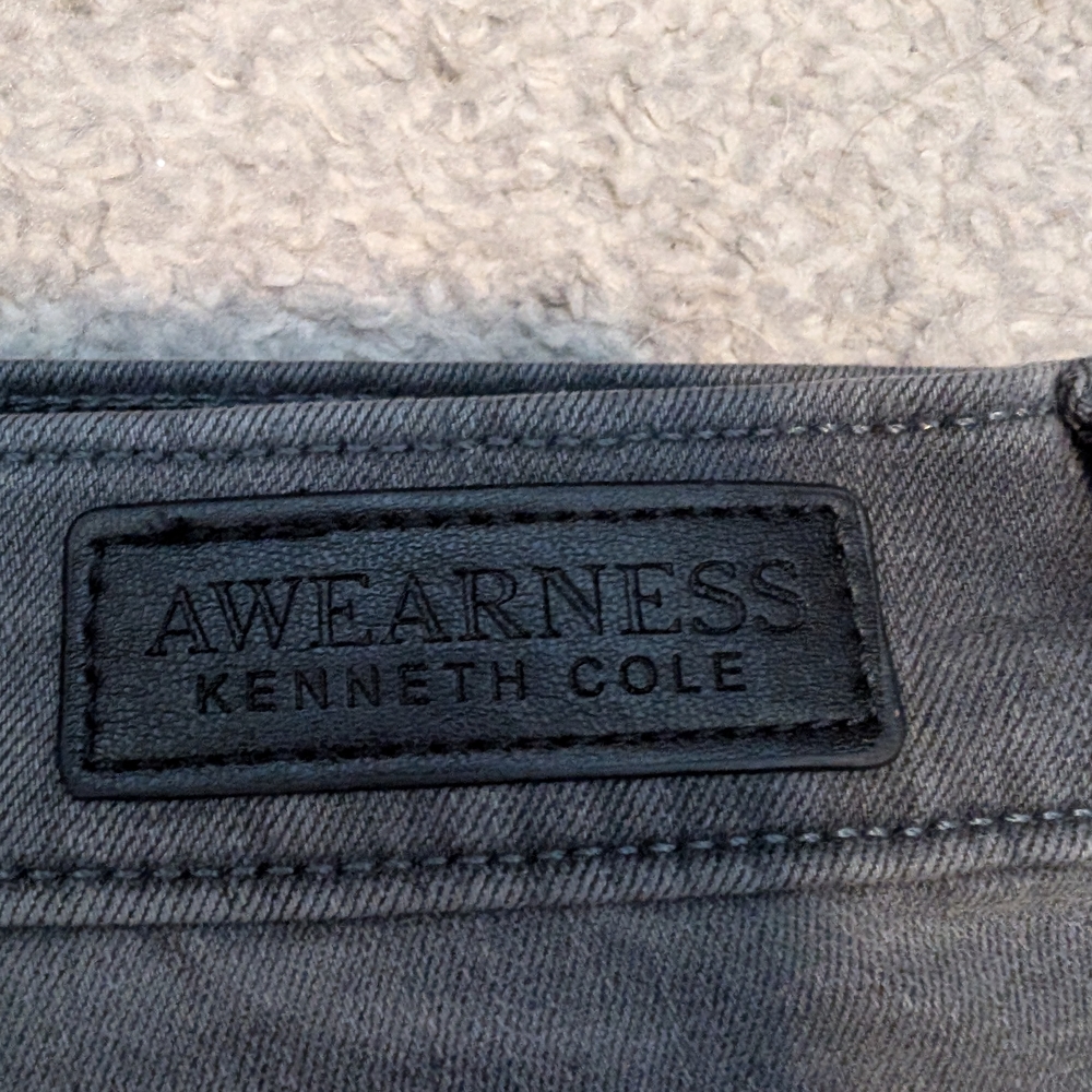 Kenneth Cole Charcoal Straight Men's Jeans - Picture 4 of 9